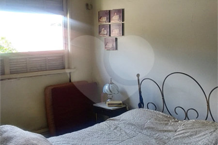 Sobrado à venda com 3 quartos em Vila Cordeiro, São Paulo, SP