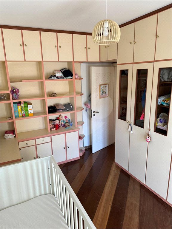 Sobrado à venda com 4 quartos, sendo 2 suítes,  em Tremembé, São Paulo, SP