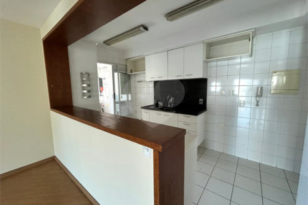 Apartamento à venda com 2 quartos, sendo 1 suíte, em Vila Andrade, São Paulo, SP
