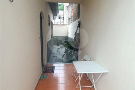 Casa à venda com 2 quartos, sendo 1 suíte, no condomínio Parque Central, Rio de Janeiro - RJ