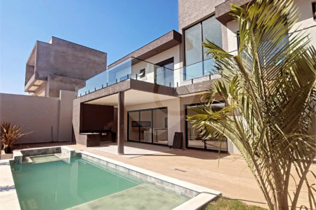 Casa à venda com 4 suítes no condomínio Itapora, Atibaia - SP