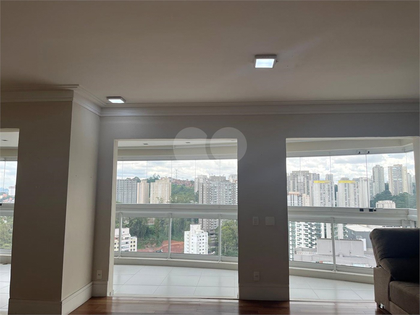Apartamento à venda com 3 suítes em Vila Andrade, São Paulo, SP