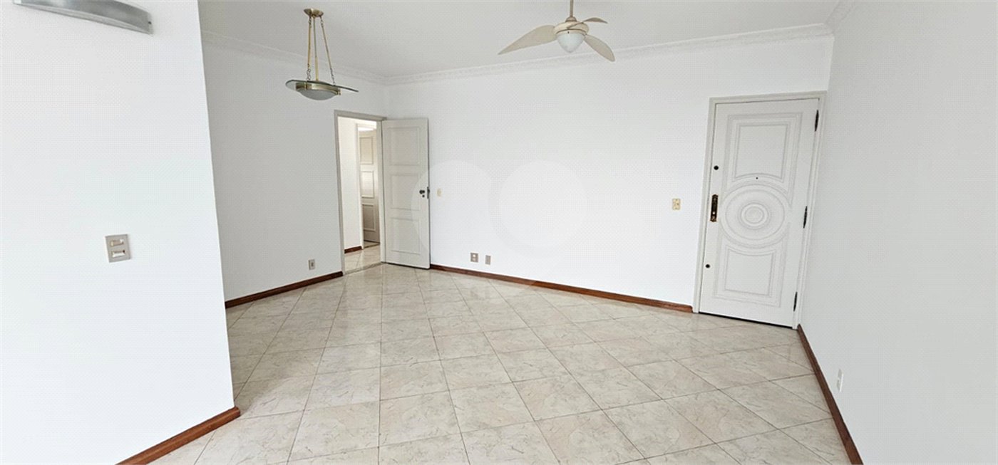 Apartamento à venda com 4 quartos, sendo 1 suíte, em Tijuca, Rio de Janeiro, RJ