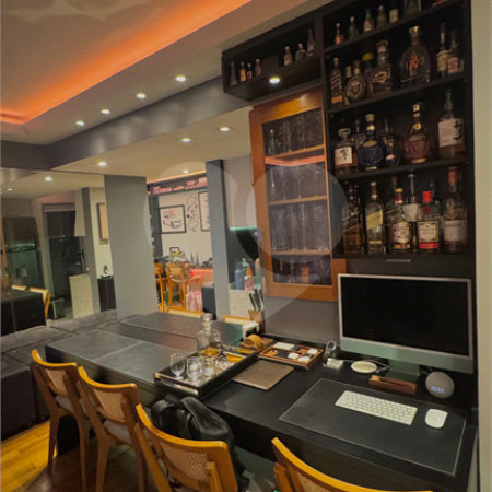 Apartamento à venda com 2 quartos, sendo 1 suíte, em Vila Olímpia, São Paulo, SP