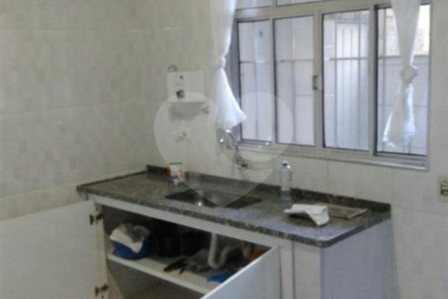 Sobrado à venda com 4 quartos, sendo 2 suítes,  em Tremembé, São Paulo, SP