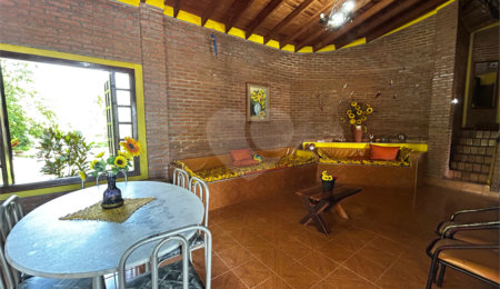 Chácara à venda com 3 quartos, sendo 1 suíte,  no Centro, Três Lagoas, MS