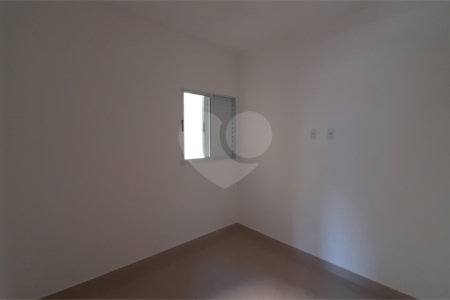 Casa à venda com 2 quartos no condomínio Residencial Luta, São Paulo - SP