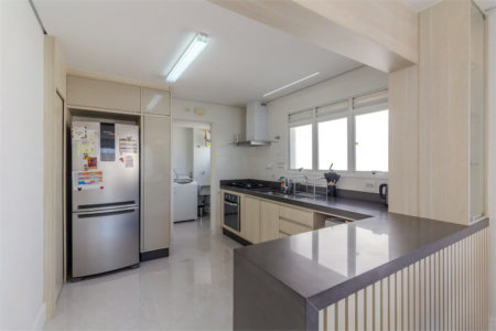 Apartamento à venda com 3 suítes em Vila Ipojuca, São Paulo, SP