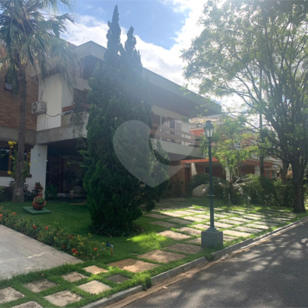 Casa à venda com 3 quartos, sendo 2 suítes,  no condomínio Village Davignon, Sorocaba - SP