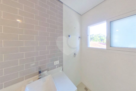 Casa à venda com 4 quartos, sendo 3 suítes,  em Jardim Marajoara, São Paulo, SP