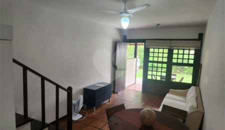Casa em condomínio à venda ou para alugar com 2 quartos, sendo 1 suíte,  em Geribá, Armação dos Búzios, RJ
