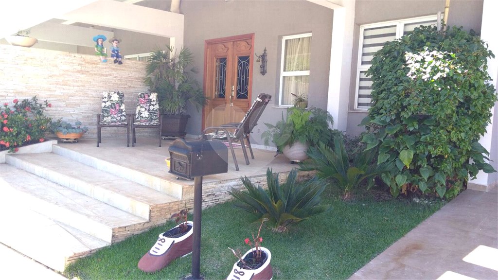 Casa à venda com 5 suítes no condomínio Reserva dos Vinhedos, Louveira - SP