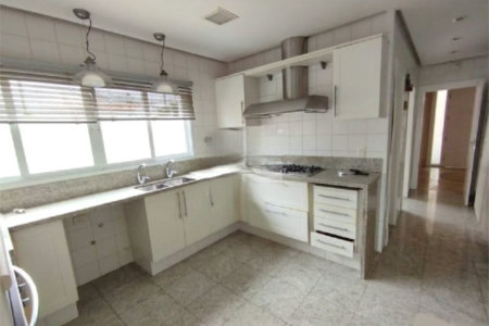 Casa à venda com 5 quartos, sendo 4 suítes,  em Parque dos Príncipes, São Paulo, SP