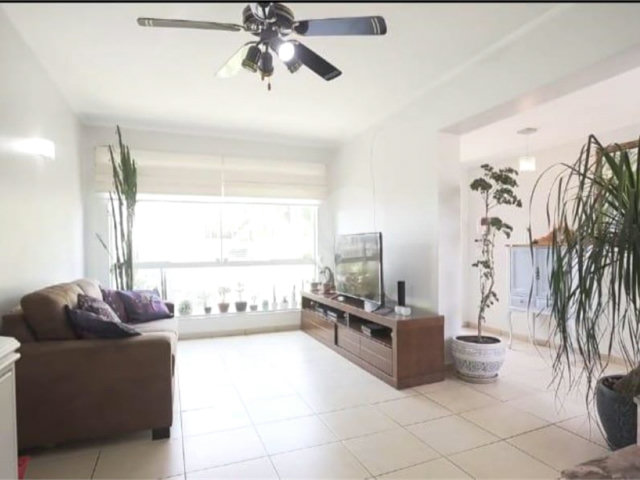 Casa à venda com 4 quartos, sendo 1 suíte,  em Jabaquara, São Paulo, SP