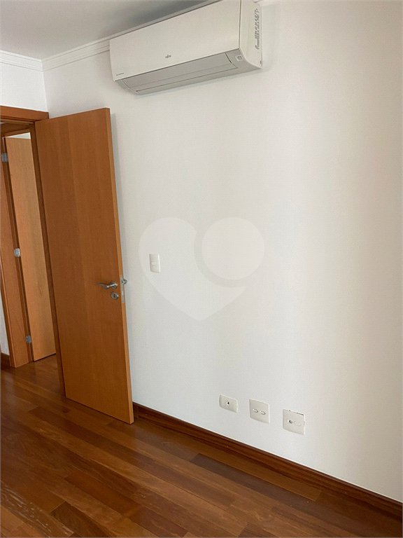 Apartamento à venda com 3 quartos, sendo 1 suíte,  em Santana, São Paulo, SP