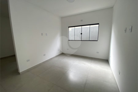 Casa à venda com 3 suítes em Jardim Estoril, Ponta Porã, MS