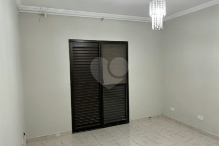 Casa à venda com 3 quartos, sendo 1 suíte, em Jardim São Judas Tadeu, Salto, SP