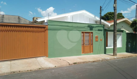 Casa à venda com 2 quartos, sendo 1 suíte,  em Vila José Bonifácio, Araraquara, SP
