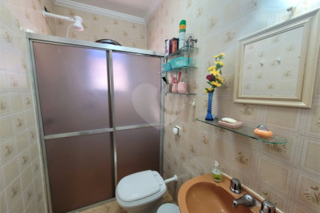 Sobrado à venda com 3 quartos, sendo 1 suíte, em Campo Grande, São Paulo, SP
