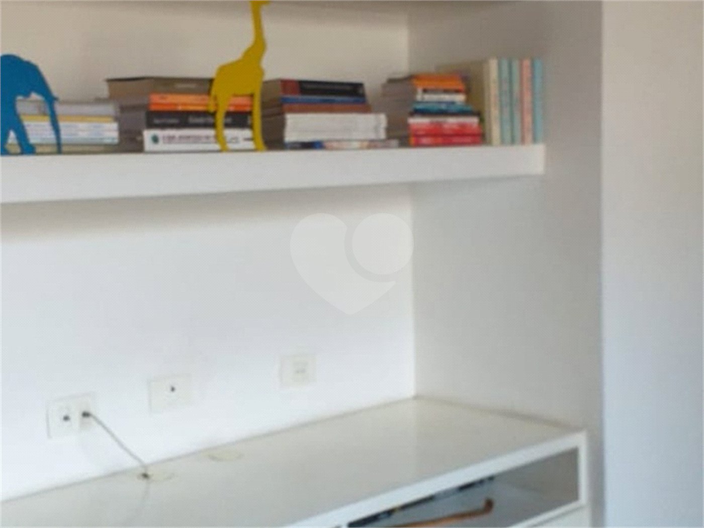 Sobrado à venda com 4 quartos, sendo 3 suítes, em Palmas do Tremembé, São Paulo, SP