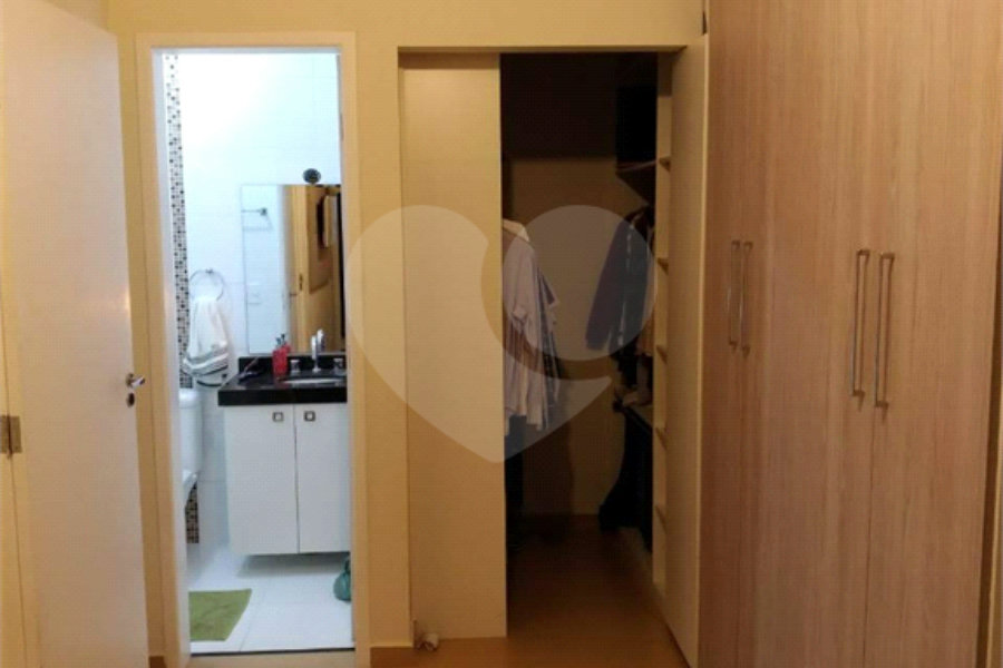 Casa à venda com 2 suítes no condomínio Residencial Matos, São Paulo - SP