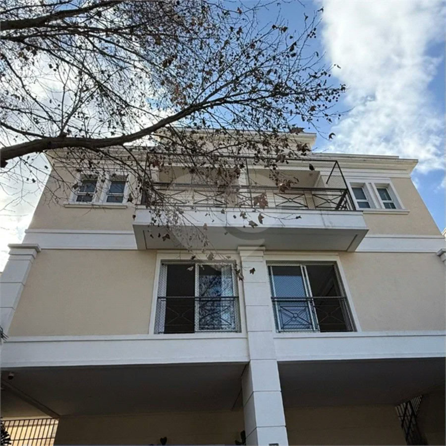 Casa à venda com 4 suítes no condomínio Vilas das Paineiras, São Paulo - SP