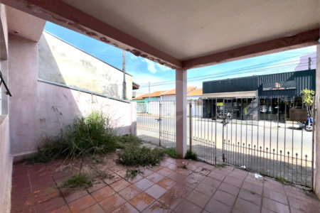 Casa à venda com 3 quartos, sendo 1 suíte, no Centro, Itapetininga, SP