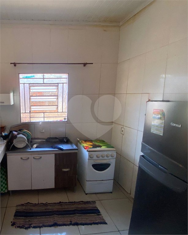 Casa à venda com 2 quartos em Jardim Vitoria, Ponta Porã, MS