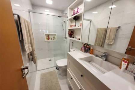 Apartamento Residencial à venda, Gonzaga, Santos - AP0128.