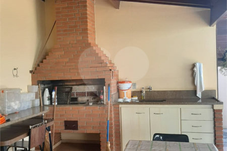 Casa à venda com 3 quartos, sendo 1 suíte, no Centro, Vinhedo, SP