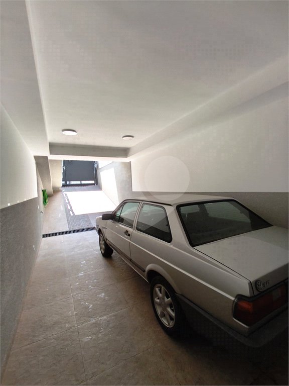 Sobrado à venda com 3 suítes em Vila Nivi, São Paulo, SP