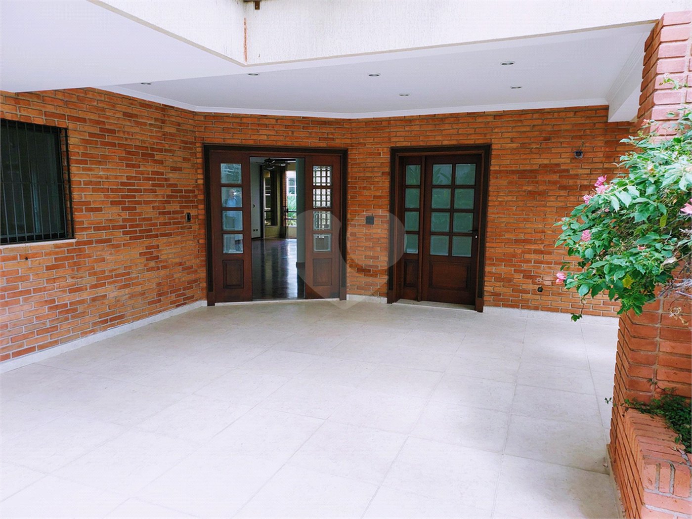 Casa à venda com 3 suítes no condomínio Chácara Francesa, São Paulo - SP