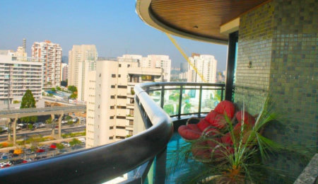 Apartamento à venda com 4 quartos, sendo 2 suítes, em Campo Belo, São Paulo, SP