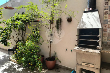 Sobrado à venda com 3 quartos, sendo 1 suíte,  em Rudge Ramos, São Bernardo do Campo, SP
