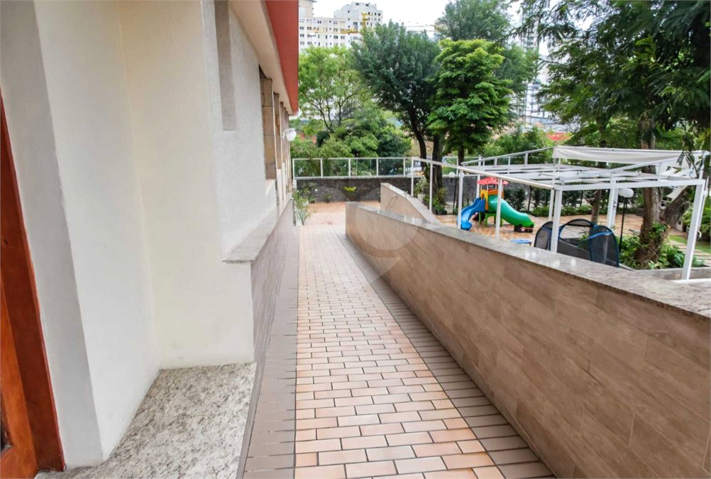 Apartamento à venda com 2 quartos, sendo 1 suíte, em Vila Mariana, São Paulo, SP