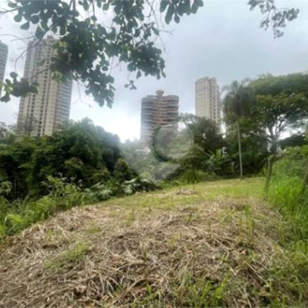 Terreno à venda em Paraíso do Morumbi, São Paulo, SP