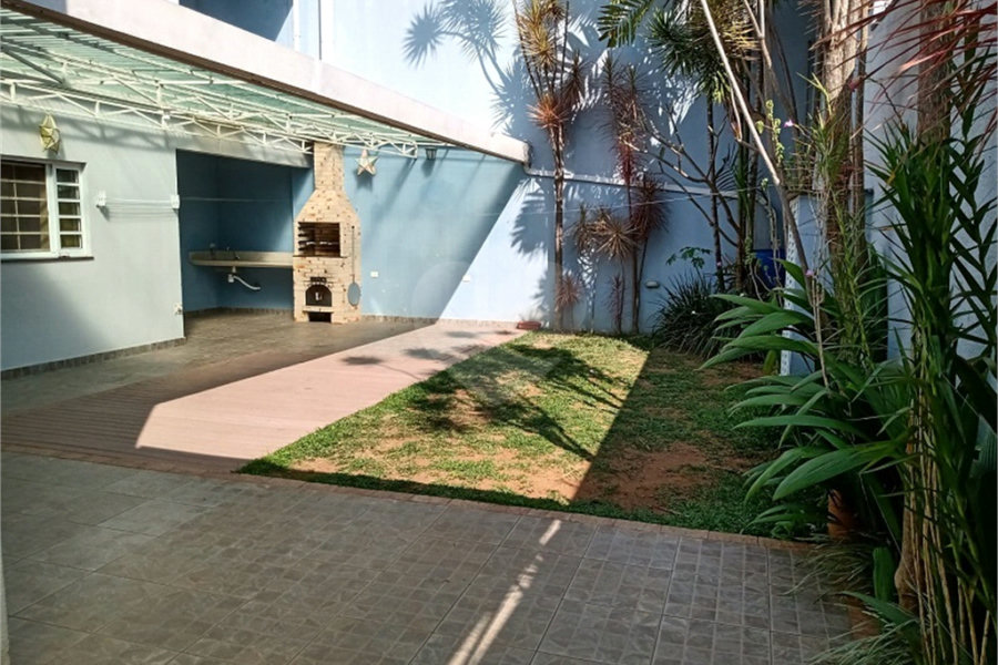 Casa à venda com 4 quartos, sendo 3 suítes, em Assunção, São Bernardo do Campo, SP