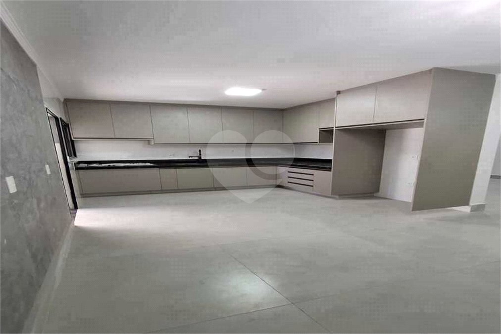 Casa Térrea à venda com 3 quartos, sendo 1 suíte,  em Jardim Sevilha, Indaiatuba, SP
