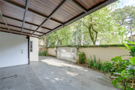 Casa à venda com 4 quartos, sendo 3 suítes, em Jardim Marajoara, São Paulo, SP