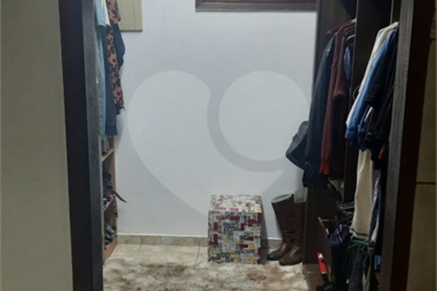 Sobrado à venda com 3 quartos, sendo 1 suíte, em Tremembé, São Paulo, SP