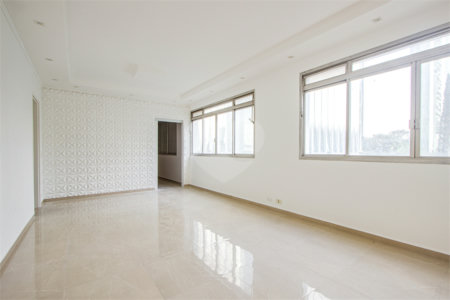 Apartamento à venda ou para alugar com 3 quartos, sendo 1 suíte,  em Pinheiros, São Paulo, SP