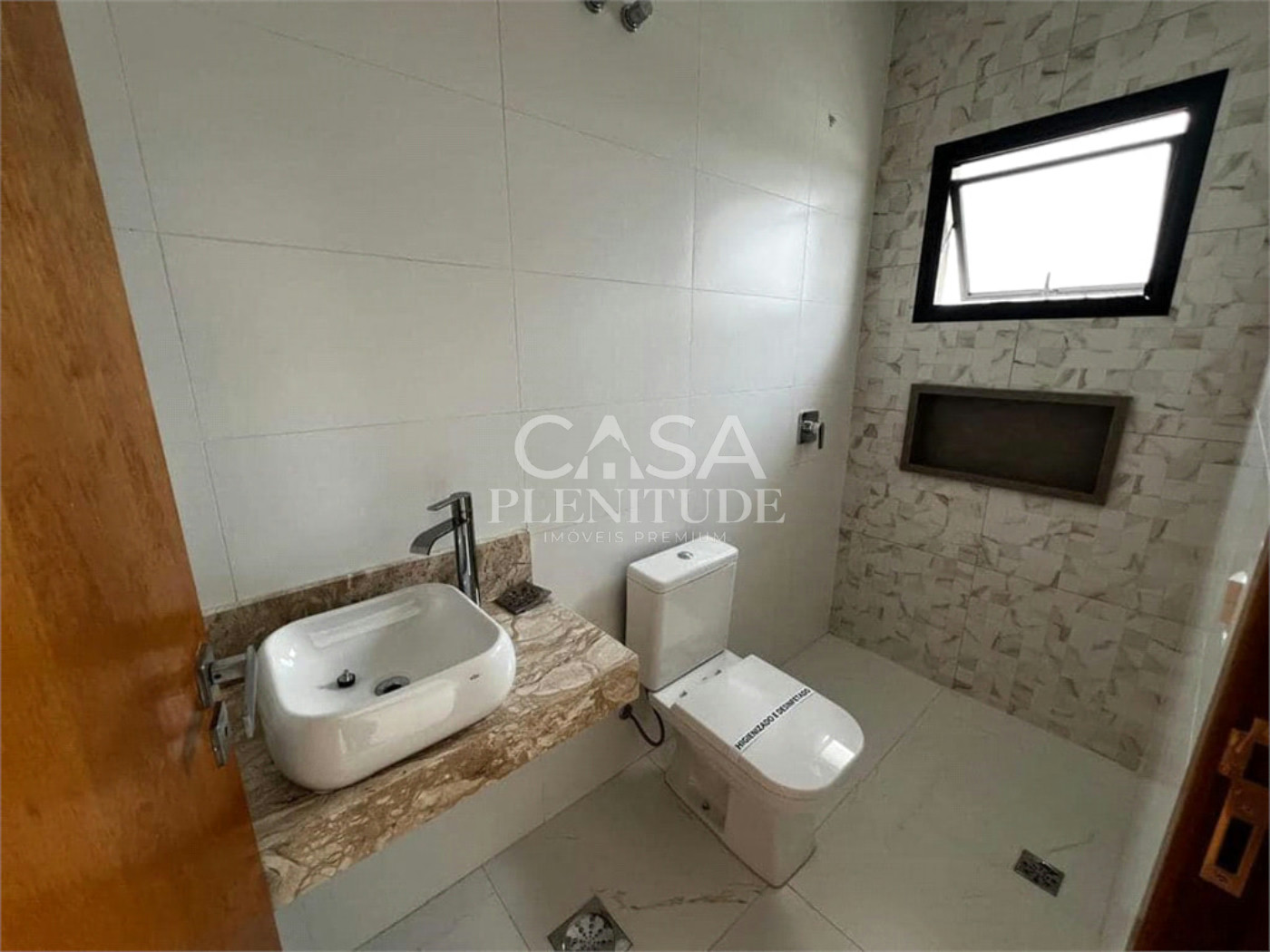 Casa em condomínio à venda com 3 suítes em Cajuru do Sul, Sorocaba, SP