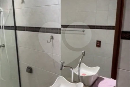 Casa à venda com 3 suítes em Vila Romana, São Paulo, SP