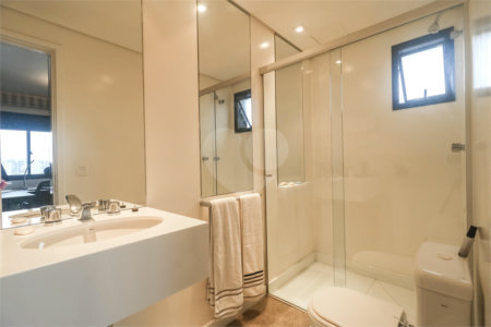 Apartamento à venda com 3 suítes em Cidade Monções, São Paulo, SP