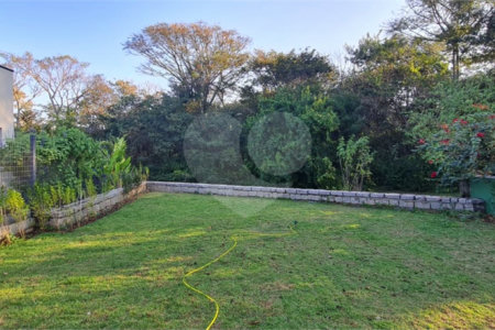 Casa à venda com 3 suítes no condomínio Reserva dos Vinhedos, Louveira - SP