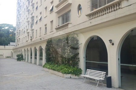 Apartamento à venda com 2 quartos em Cerqueira César, São Paulo, SP