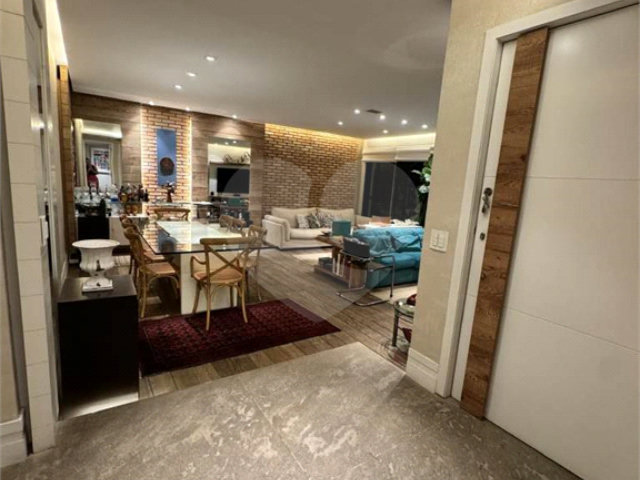 Apartamento à venda com 4 quartos, sendo 2 suítes,  em Vila Mascote, São Paulo, SP