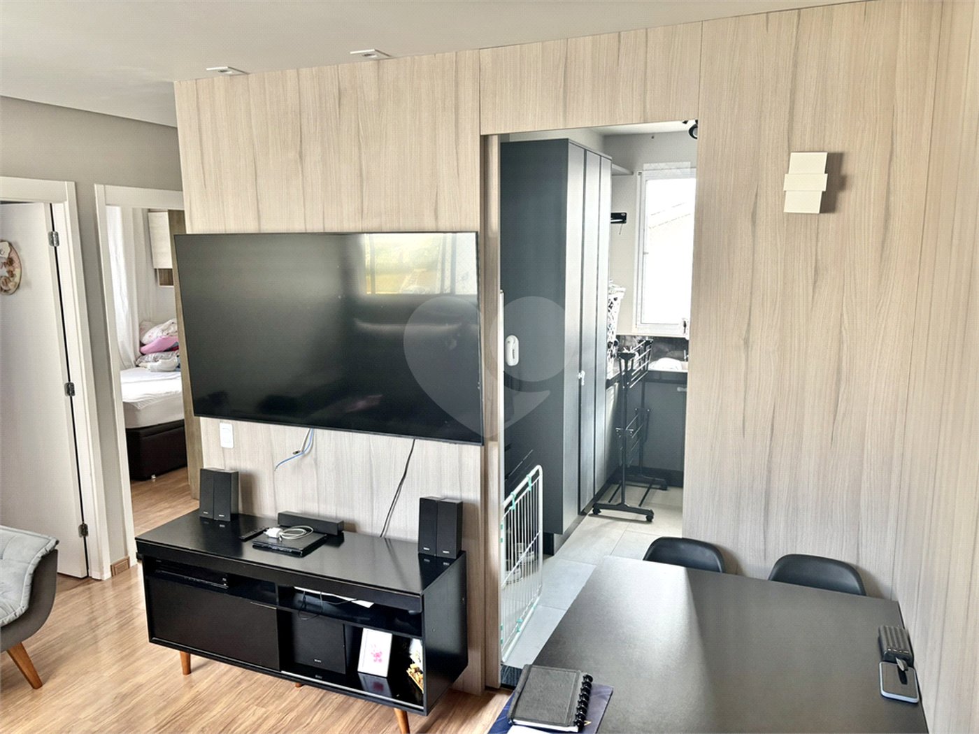 Casa à venda com 2 quartos, sendo 1 suíte, no condomínio Residencial Jasmin, Itapetininga - SP
