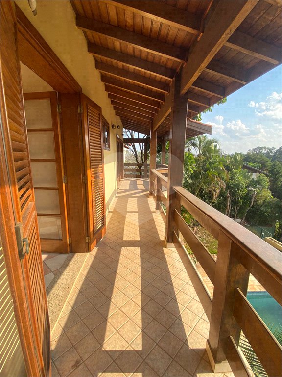 Casa à venda com 3 quartos, sendo 1 suíte, no condomínio Estância Marambaia, Vinhedo - SP
