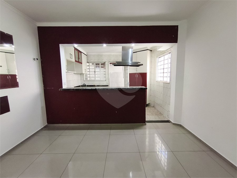 Sobrado à venda com 3 quartos, sendo 1 suíte, em Cupecê, São Paulo, SP